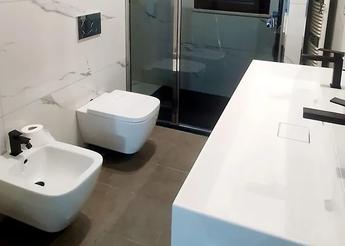 Luna 게스트하우스 3*