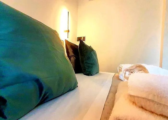 Luna 新乔瓦尼提蒂诺